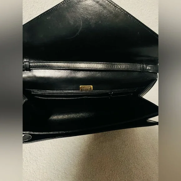 Bally Black Leather Turn lock Shoulder/Crossbody - Picture 4 of 14